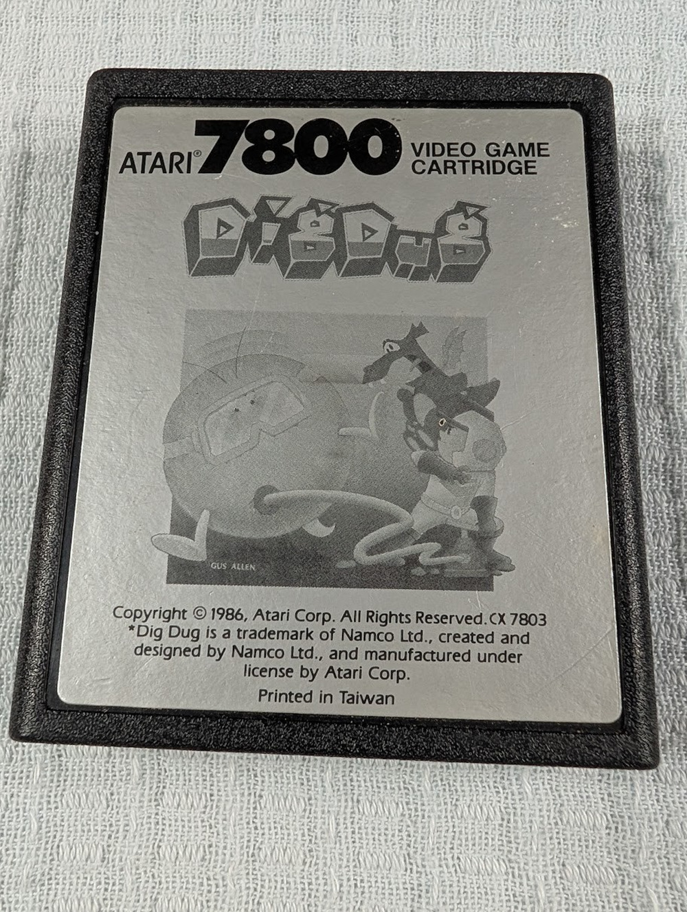 Dig Dug Atari 7800 Pro System - Tested and Working